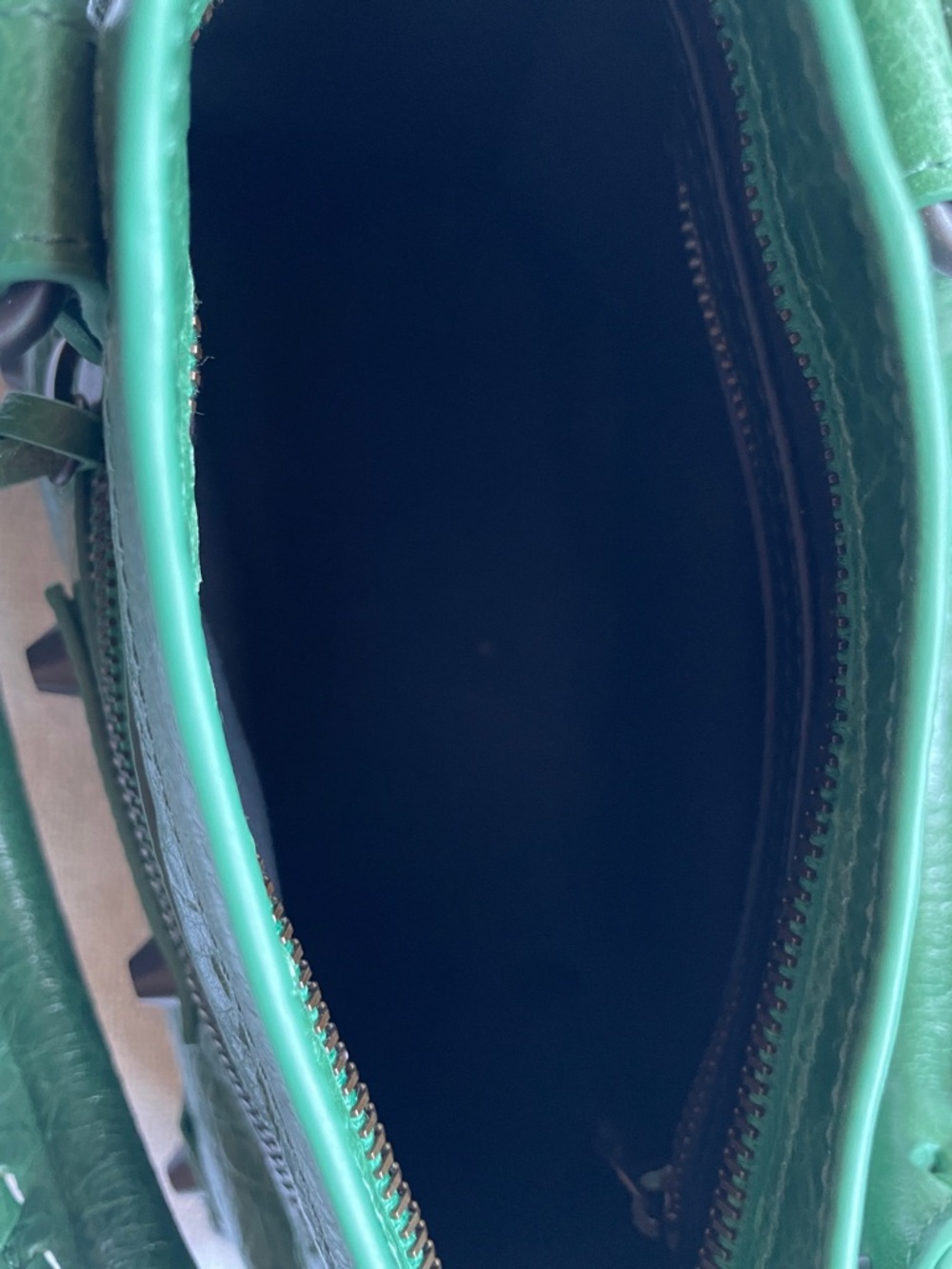 BEAUTIFUL BALENCIAGA LE CITY MINI BAG IN EMERALD GREEN PERFECT CONDITION! - Picture 14 of 15